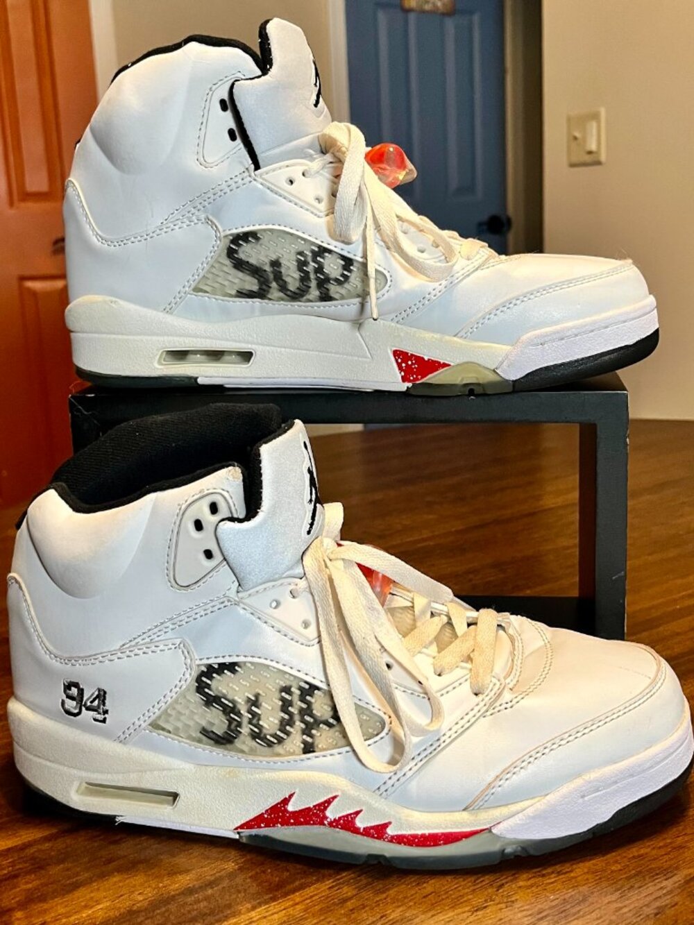 Men's Supreme x Nike Air Jordan 5 Retro in White with Red Flames Size 10